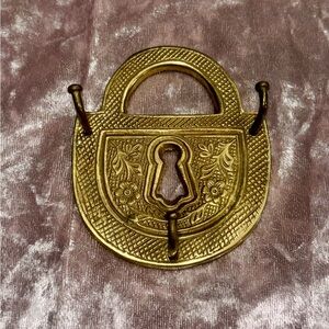 Vintage Brass Finish Padlock-shaped Wall Hook. Made In India